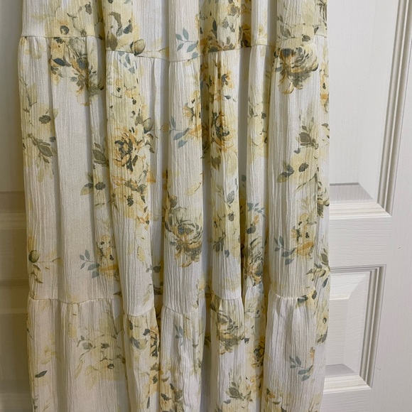 BNWT Abercrombie Stretch Midi Floral Dress - Picture 3 of 6